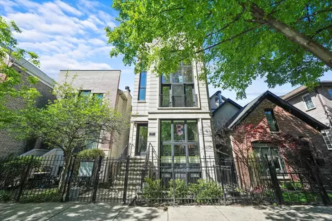2218 W Belden Ave #2, Chicago, IL 60647
