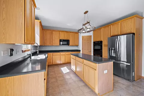 3076 Chalkstone Ave, Elgin, IL 60124 photo 12