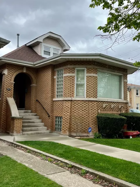 2815 N Lotus Ave, Chicago, IL 60641