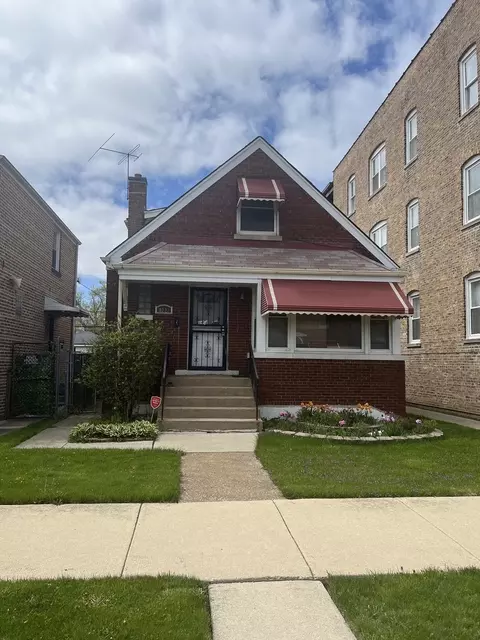 10222 S Prairie Ave, Chicago, IL 60628
