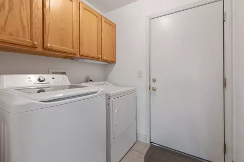 17717 Springbrook Cir, Union, IL 60180 photo 12