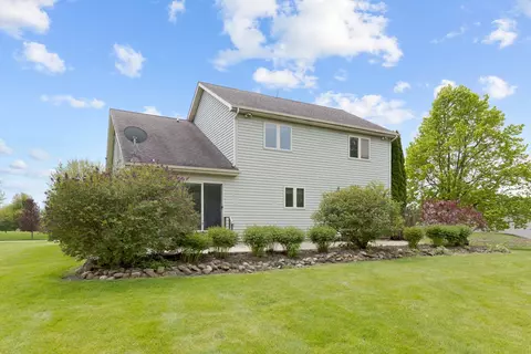 17717 Springbrook Cir, Union, IL 60180 photo 23