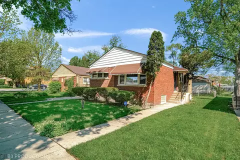 954 W 129th Pl, Chicago, IL 60643