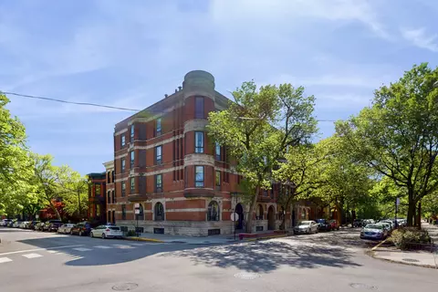 601 W Belden Ave #1A, Chicago, IL 60614