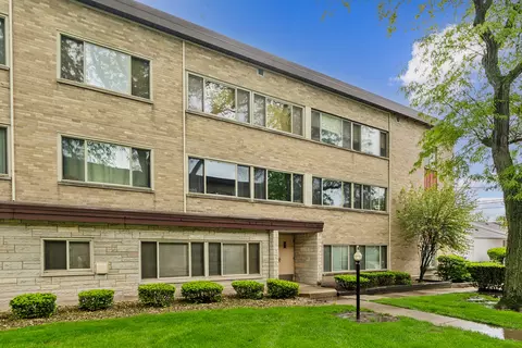 2642 Central Dr #GN, Flossmoor, IL 60422