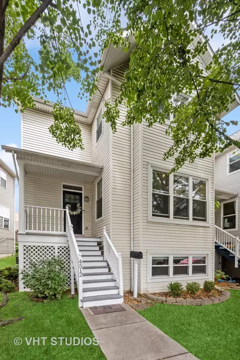 4512 W Hutchinson St, Chicago, IL 60641
