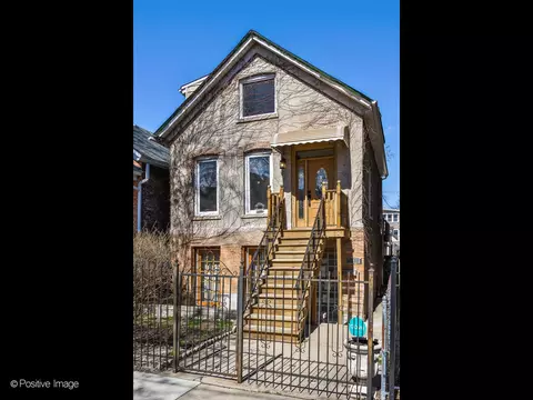 2532 W Thomas St, Chicago, IL 60622