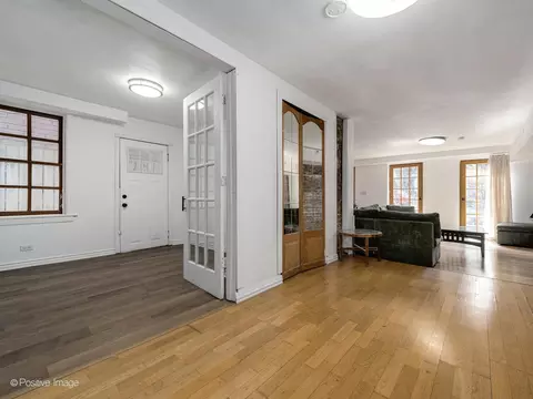 Entry Way - 2532 W Thomas St, Chicago, IL 60622 photo 2 of 2