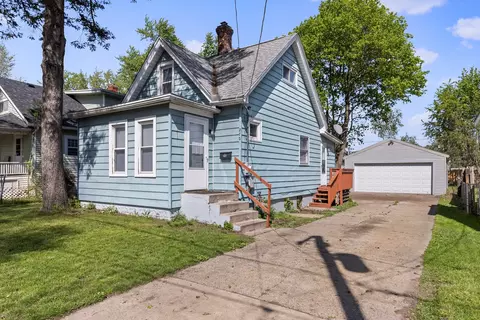 2706 Hanson St, Rockford, IL 61109