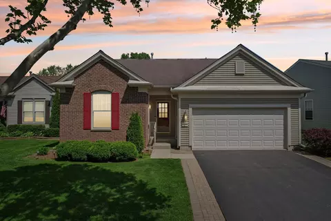 11326 Greenway Dr, Huntley, IL 60142