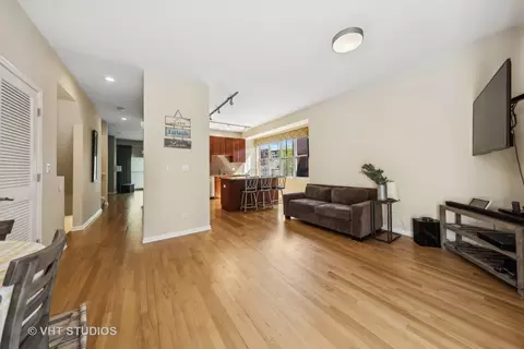 343 E 25th St, Chicago, IL 60616 photo 28