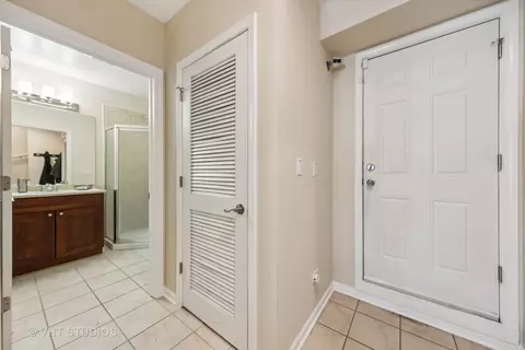 343 E 25th St, Chicago, IL 60616 photo 6