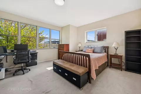 343 E 25th St, Chicago, IL 60616 photo 12