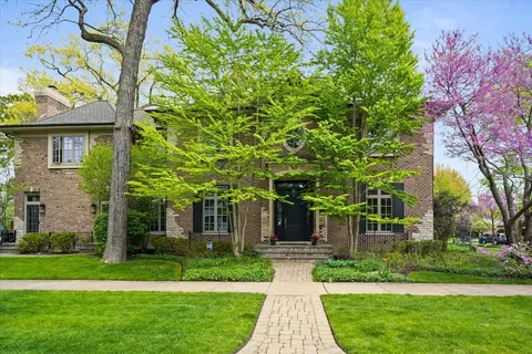 1050 Forest Ave, Wilmette, IL 60091