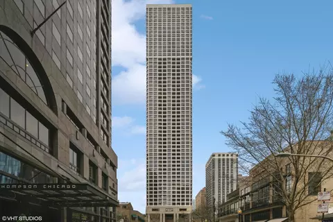 1030 N State St #23J, Chicago, IL 60610