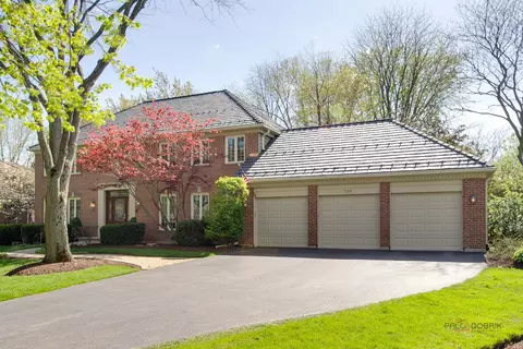 720 Buena Rd, Lake Forest, IL 60045