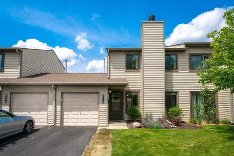 6350 Hathaway Ln #101, Downers Grove, IL 60516