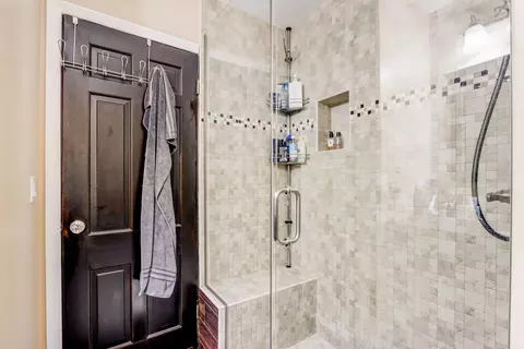 Bath - 148 Chestnut Ln, Wheeling, IL 60090 photo 7 of 7