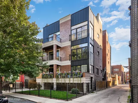 831 N Paulina St #2E, Chicago, IL 60622