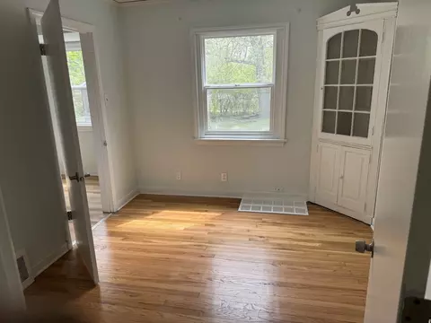 8619 S Champlain Ave, Chicago, IL 60619 photo 8