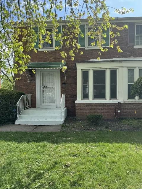 8619 S Champlain Ave, Chicago, IL 60619 photo 3