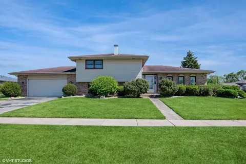 4150 W Termunde Dr, Alsip, IL 60803