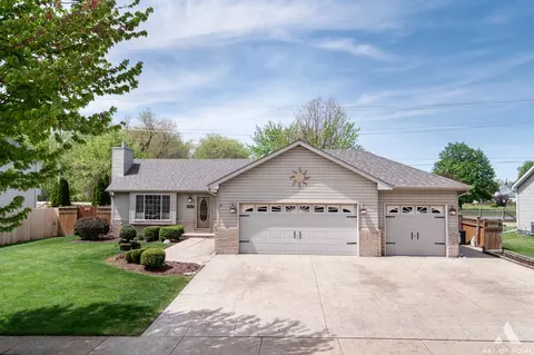 1717 W Mystic Dr, Plainfield, IL 60586