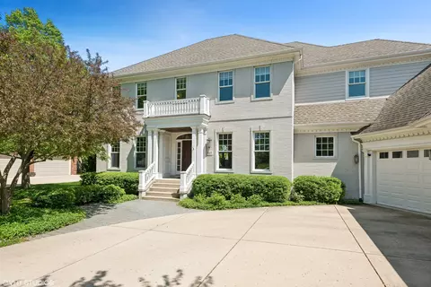 917 Pebble Beach Ct, Geneva, IL 60134