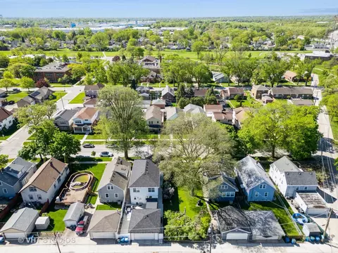 View/Area - 7808 W 66th St, Summit, IL 60501 photo 4 of 6