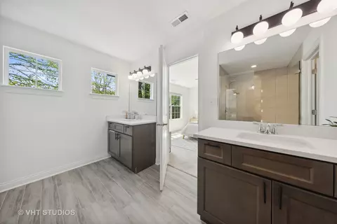 Bath - 7808 W 66th St, Summit, IL 60501 photo 3 of 5