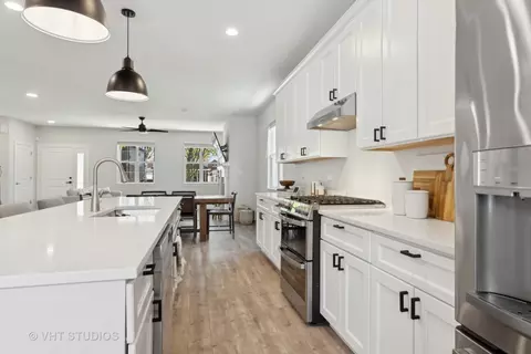 Kitchen - 7808 W 66th St, Summit, IL 60501 photo 2 of 3