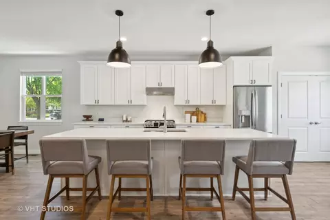 Kitchen - 7808 W 66th St, Summit, IL 60501 photo 1 of 3