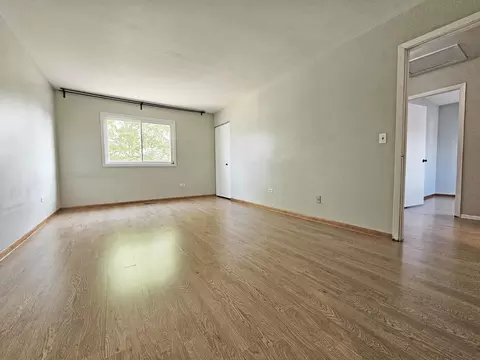 Bedroom - 507 Commanche Trl, Wheeling, IL 60090 photo 1 of 3