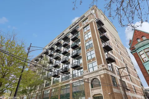 221 E Cullerton St #505, Chicago, IL 60616