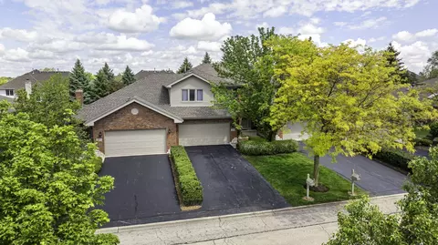 10466 San Luis Ln, Orland Park, IL 60467