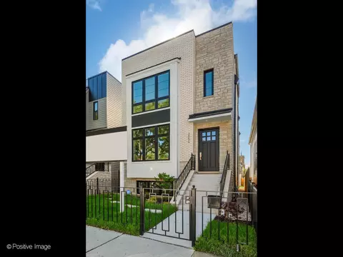 3856 N Whipple St, Chicago, IL 60618