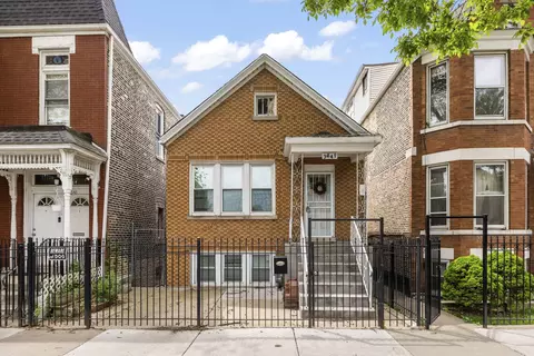 3642 S Wood St, Chicago, IL 60609