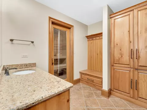 509 Ridgemoor Dr, Willowbrook, IL 60527 photo 69