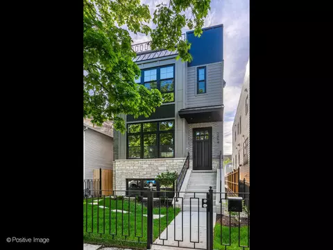 3854 N Whipple St, Chicago, IL 60618