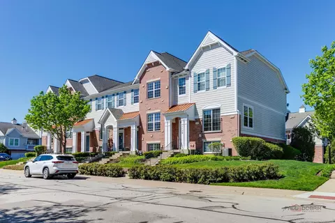 1126 Chelsea Dr, Lake Zurich, IL 60047
