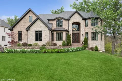 3708 Douglas Rd, Downers Grove, IL 60515