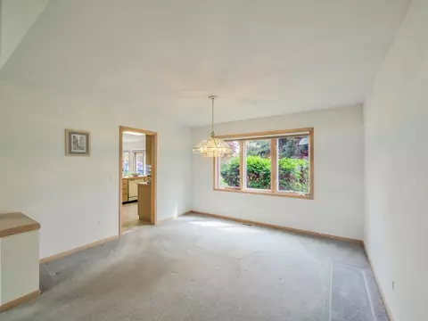 1515 Pine St, Spring Grove, IL 60081 photo 18