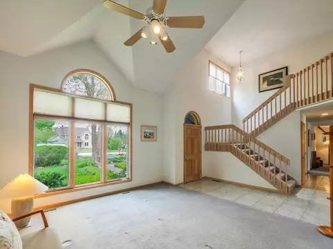 1515 Pine St, Spring Grove, IL 60081 photo 16