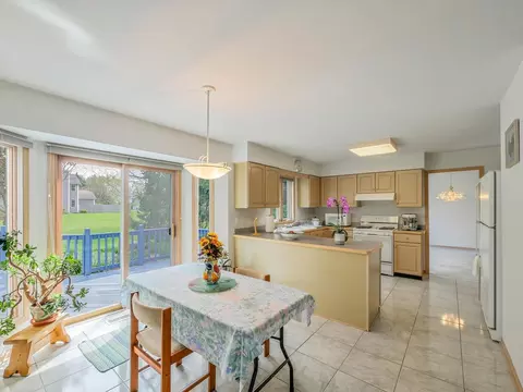 1515 Pine St, Spring Grove, IL 60081 photo 21