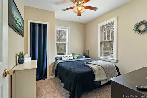 Bedroom - 4817 Roberts Rd, Mchenry, IL 60051 photo 1 of 5