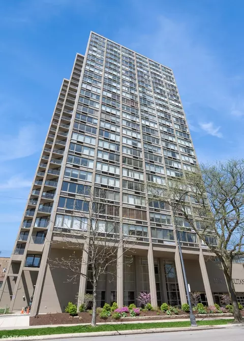 5320 N Sheridan Rd #809, Chicago, IL 60640