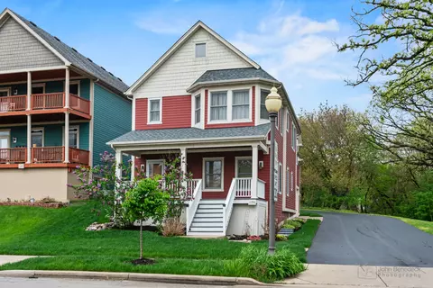 176 S Channing St, Elgin, IL 60120