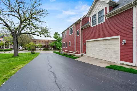 Exterior - 176 S Channing St, Elgin, IL 60120 photo 6 of 7