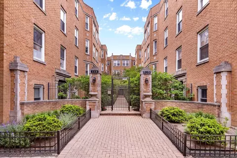 540 W Belmont Ave #3N, Chicago, IL 60657