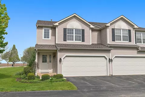 719 Blackstone Ct, Dekalb, IL 60115